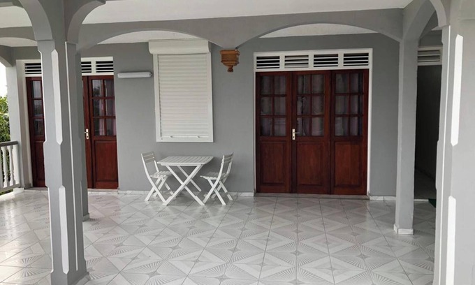 Pointe-Noire House | Homerez - House Pointe-Noire sea view