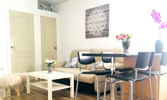 Los Tilos Apartment | Homerez - Nice appartement 1 km away from the beach for 5 ppl. at Málaga