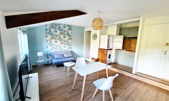 Longny-au-Perche Apartment | Homerez - Studio in Longny les Villages