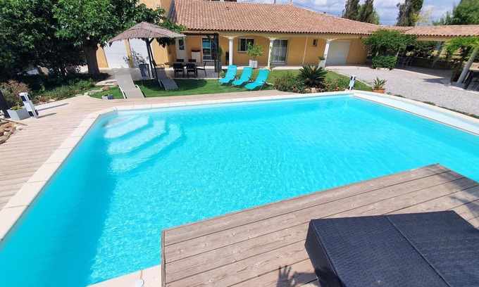 Beziers Villa | Homerez - Villa 16 km away from the beach with swimming-pool, jacuzzi and spa