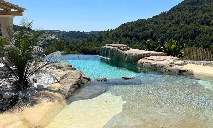 Bargemon Villa | Homerez - Villa for 12 ppl. with swimming-pool, garden and terrace at Bargemon