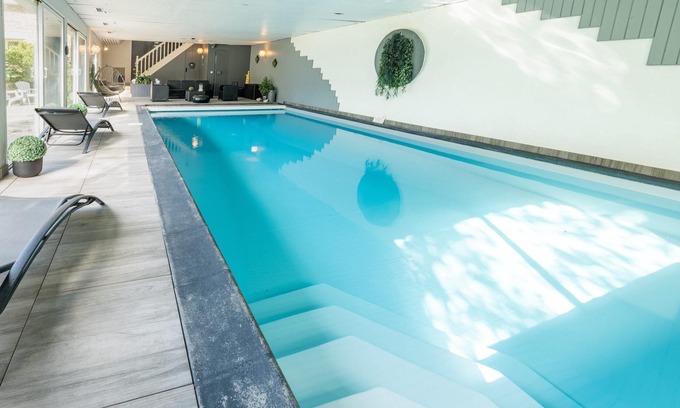 Guipry-Messac Villa | Homerez - Villa for 8 ppl. with swimming-pool, garden and terrace at Guipry