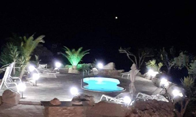 Buseto Palizzolo Villa | Homerez - Villa 6 km away from the beach with swimming-pool, jacuzzi and garden