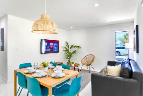 Gladeview Apartment | Homey Duplex Near Wynwood & MiMo District