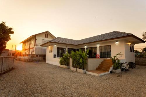 Nong Chaeng Villa | Homey Time Pool Villa ChiangKhan พูลวิลล่า เชียงคาน