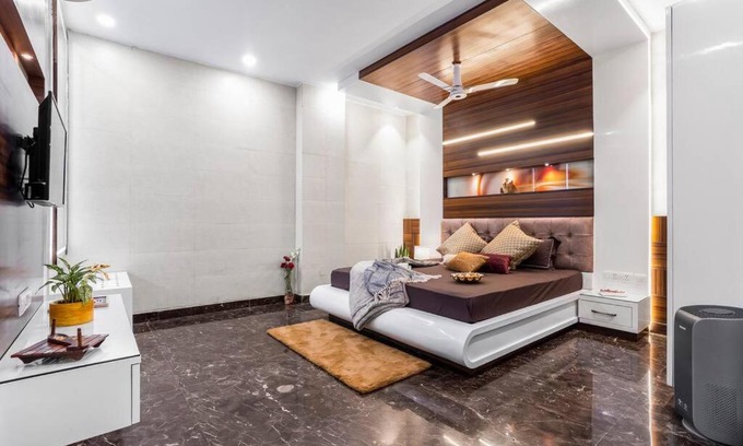 Saket Apartment | Homlee-Basement Flat with kitchen in Saket, South Delhi