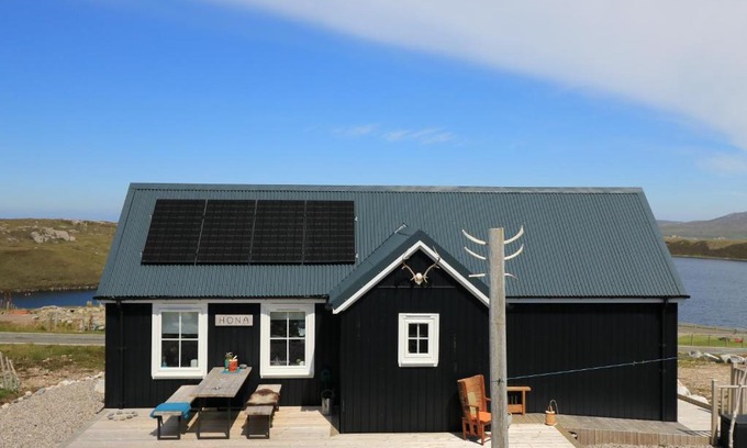 Ardroil House | Hona