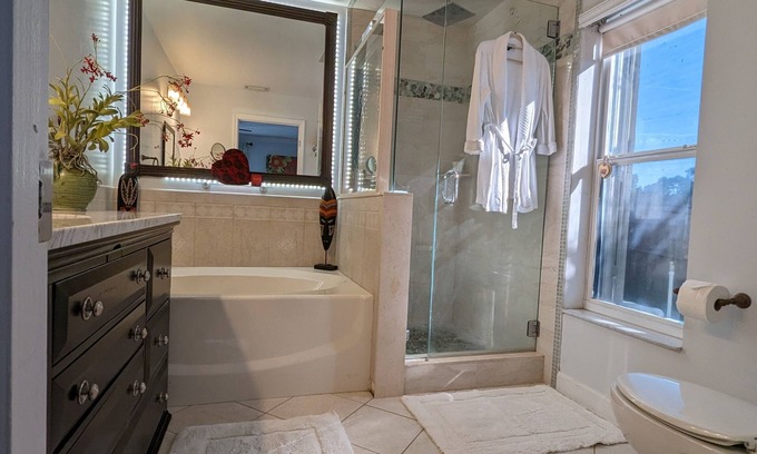 Port Saint Lucie Apartment | Honey-Room Cozy & Secluded Parking & Wi-Fi Free