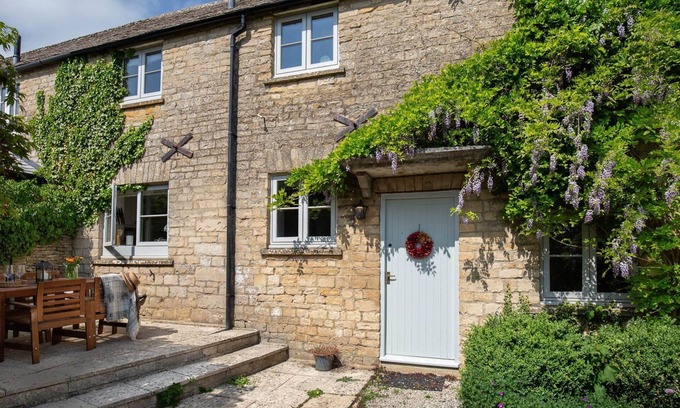 Stow-on-the-Wold Cottage | Honeywick Cottage - Pet friendly in Stow-on-the-Wold