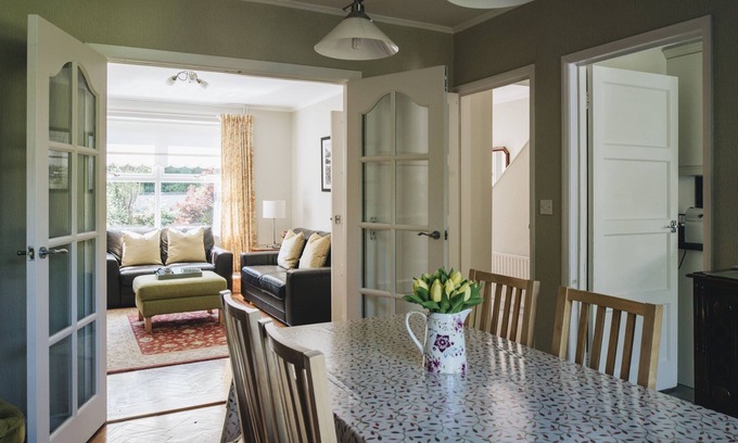 Portrush Cottage | Hope Cottage Portrush - clean, comfy, fab location