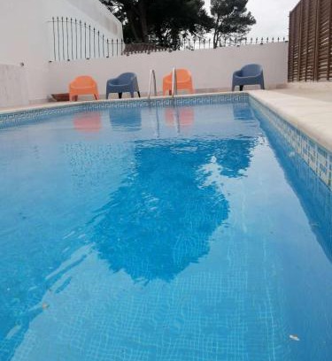 Parede Villa | Hope House Private Villa