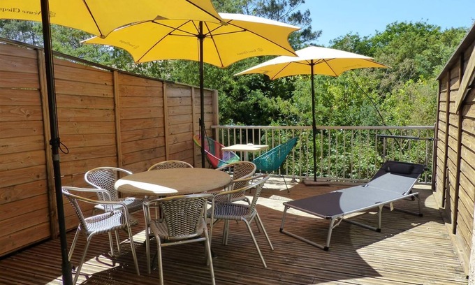 Soorts-Hossegor Apartment | HOSSEGOR. Residence LES DUNES- between lake and ocean, villa for 4 to 5 perons