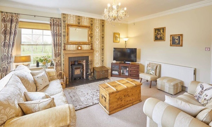 Sneaton Apartment | Host & Stay | Apartment 7, Sneaton Hall