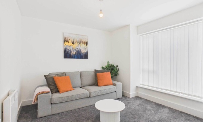 Liverpool House | Host & Stay | Holland Street Townhouse II