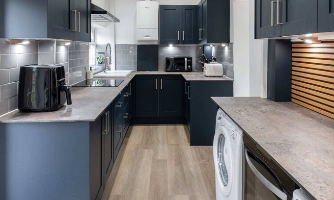 Manchester House | Host & Stay | Marguerita Road