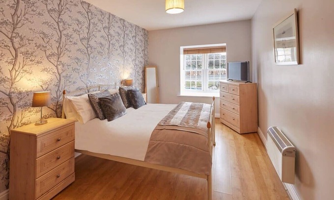Whitby Apartment | Host & Stay | Seal Watch