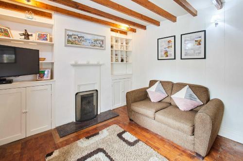 Trefor House | Host & Stay - Trefor Cottage