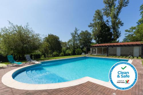 Travanca House | Host Wise - Boutique Country House w Pool