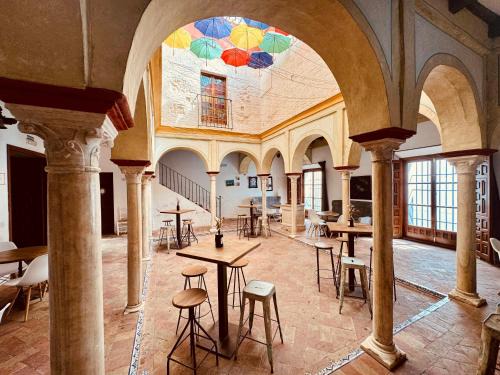 Carmona Bed & Breakfast | Hostal Café FRENTEABASTOS