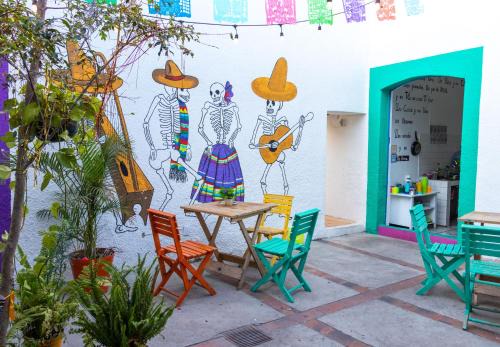 Americana House | Hostal Casa Colores Adults Only