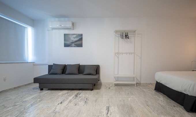 Huelva Apartment | Hostal Palacio Hotel París - Habitación 6B