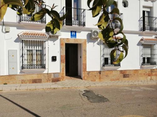 Pilas House | Hostal PILAS ALCARAYÓN