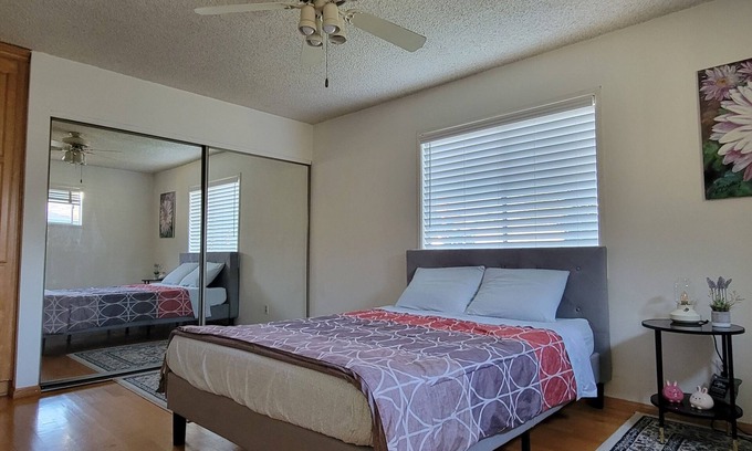 Alhambra House | Hot jacuzzi, near LA! Lovely, quiet home!