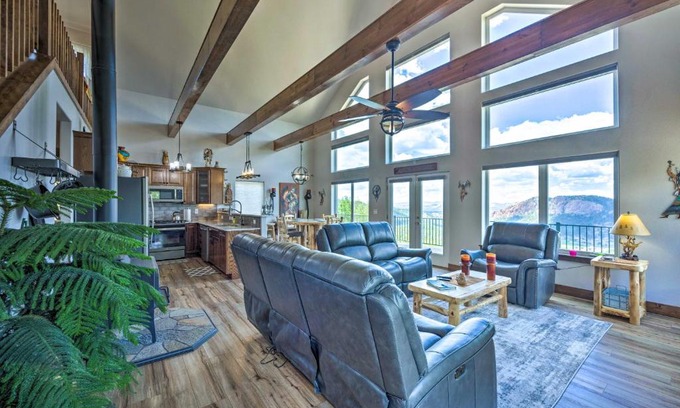 Cripple Creek House | Hot Tub and Mtn View Cripple Creek Retreat!