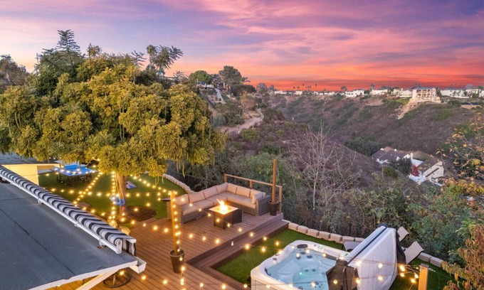 Bay Ho House | Hot Tub and Patio at Clairemont 4BR