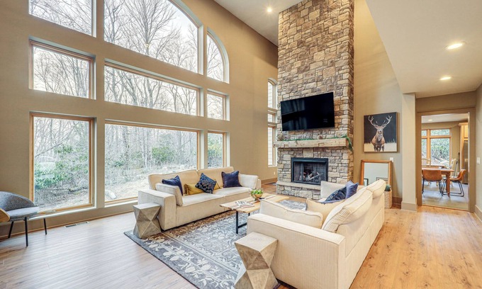 Charter Hills House | Hot Tub + Games & Upscale Perks: Beech Mtn Home