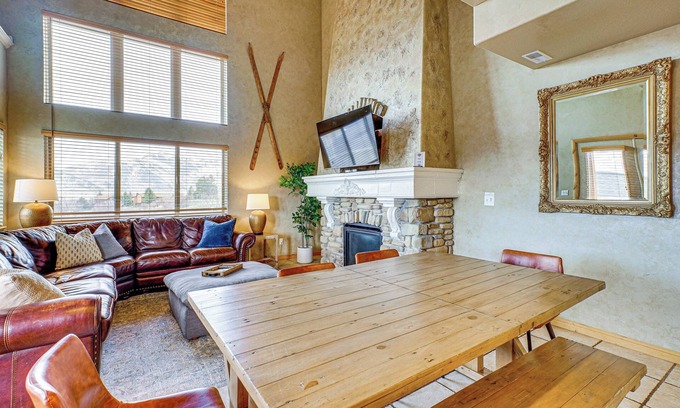 Wolf Creek House | Hot Tub & Mtn-View Deck: Townhome in Eden