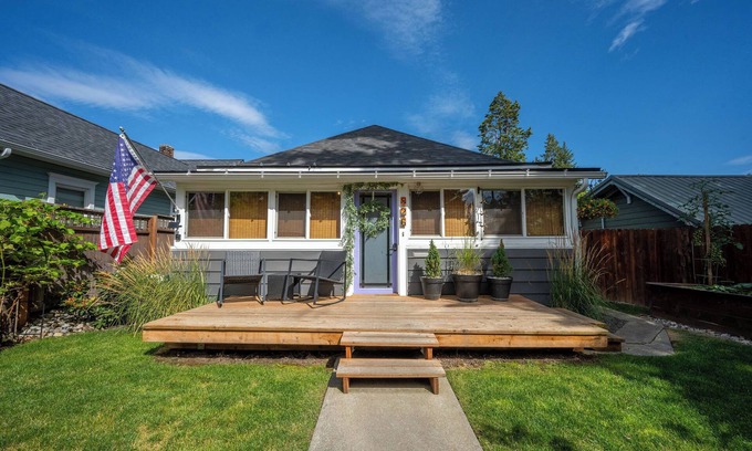 Coeur d'Alene House | Hot Tub + Walkable CDA Stay, Pet Friendly