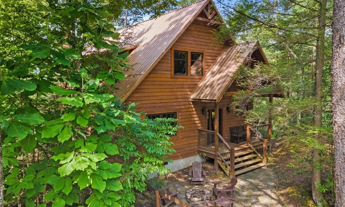 Rogers Cabin | Hot Tub & WiFi - Sky Pointe - LUX cabin w/views in Red River Gorge, Kentucky!