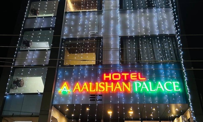 Varanasi Hotel | Hotel Aalishan