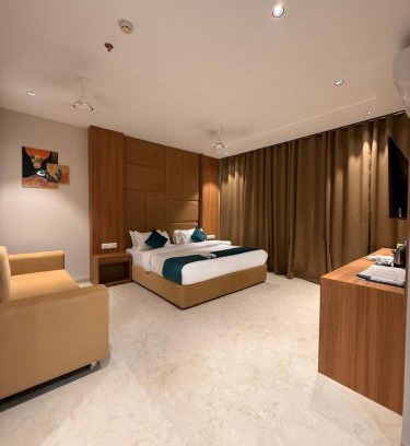 Ujjain Hotel | Hotel Akaay