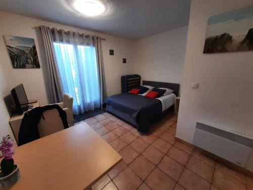 Mouans-Sartoux Apartment | Hotel Albatros