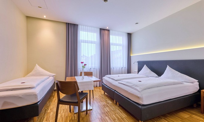 Altenerding Hotel | Hotel Apfelbaum