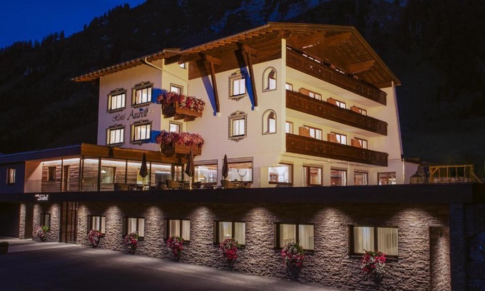 Lech am Arlberg Hotel | Hotel Arabell