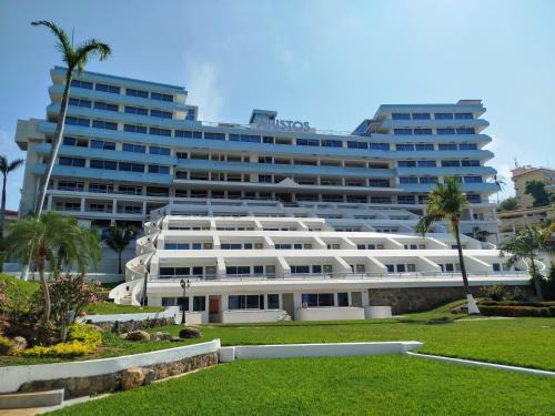 Caleta Hotel | Hotel Aristos Acapulco