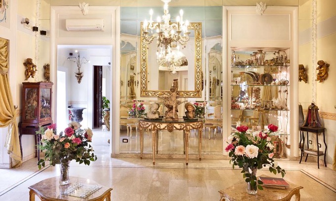 Historical Center Hotel | Hotel Art Resort Galleria Umberto