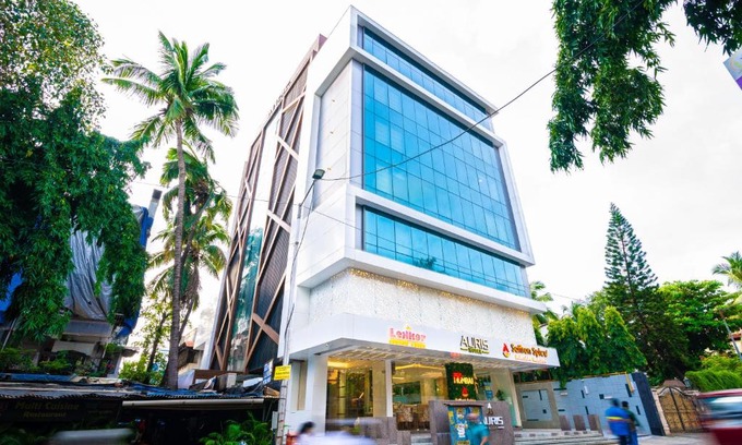 Andheri East Hotel | Hotel Auris & Banquets, Mumbai International Airport