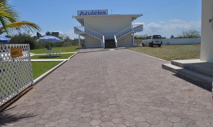 Playa Chachalacas Hotel | Hotel Azulejos