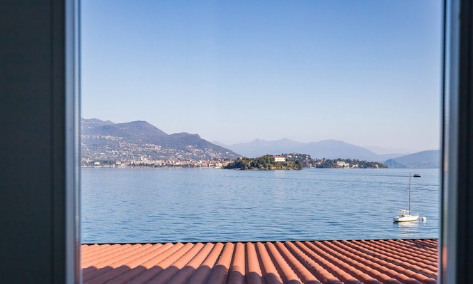Isola dei Pescatori Hotel | Hotel Belvedere
