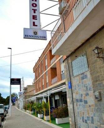 La Marina Hotel | Hotel Bennington