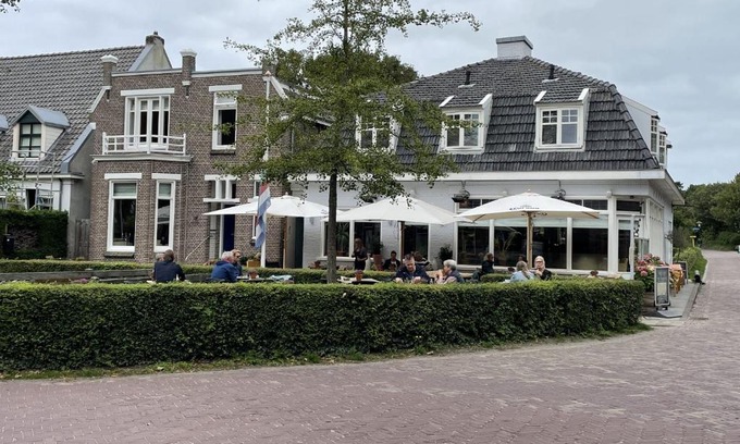 Schiermonnikoog Hotel | Hotel Brasserie Brakzand
