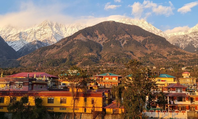 Sidhpur Hotel | Hotel Buddha House Himalayan Brothers