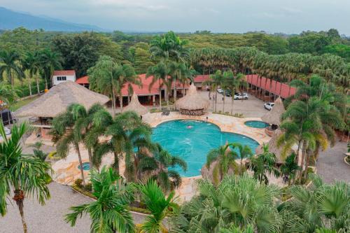 Villavicencio Hotel | Hotel Campestre Palma Verde