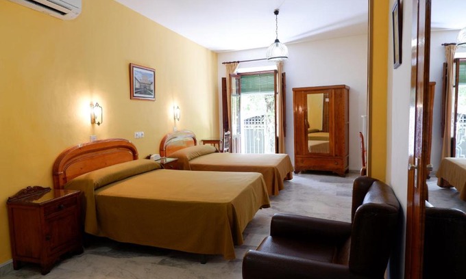 Lanjaron Hotel | Hotel Central