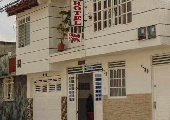 Guadalajara de Buga Hotel | Hotel Ciudad Señora Buga