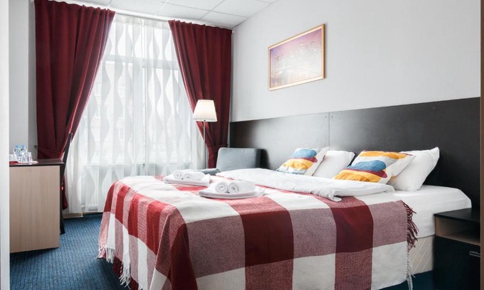 Kolpino Hotel | Hotel Den i Noch